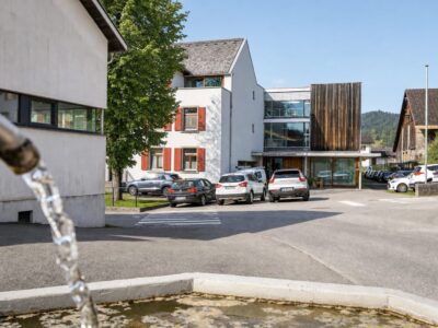 BENEVIT_Satteins Jagdberg Außenansicht 2_ Eingang